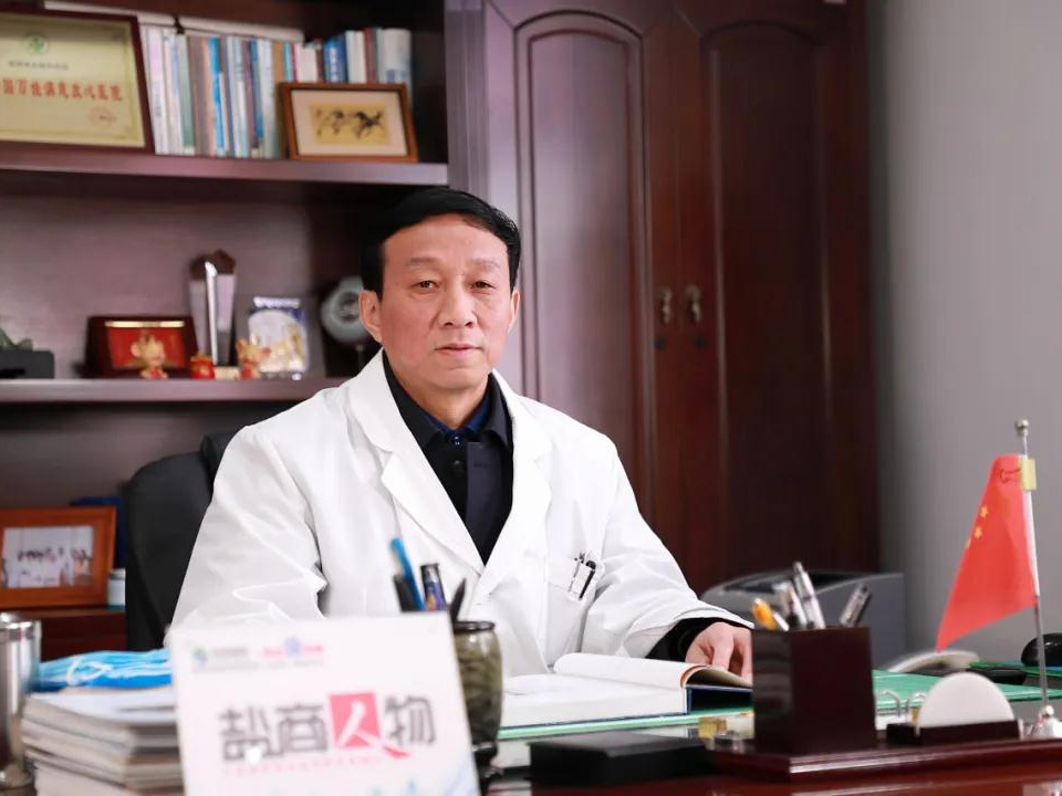 鹽商人物第18期丨專訪建陽(yáng)眼科醫(yī)院院長(zhǎng)葛正光：精醫(yī)重德，科技強(qiáng)院